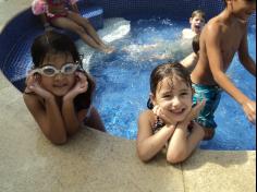 Banho de piscina com a turma do 1º ano D