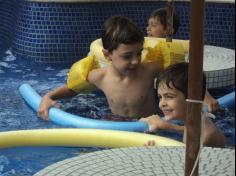 Banho de piscina com a turma do 1º ano D