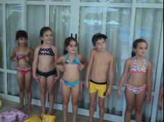 Banho de piscina com a turma do 1º ano D