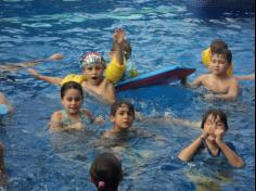 Banho de piscina com a turma do 1º ano D