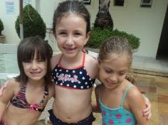 Banho de piscina com a turma do 1º ano D