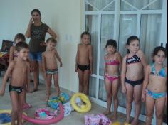 Banho de piscina com a turma do 1º ano D