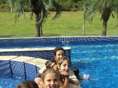 Banho de piscina com a turma do 1º ano D