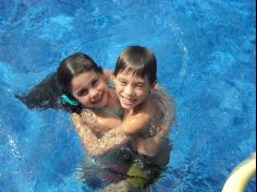 Banho de piscina com a turma do 1º ano D