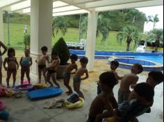 Banho de piscina com a turma do 1º ano D