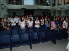 Equipe diretiva, Professores e Funcionários celebrando a Páscoa!