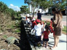 Infantil II em aula-passeio à Beira Rio