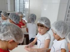 Mamãe Morgana arrasa com seus pãezinhos de salsicha