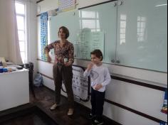 2º ano B em: Jogo Direitos e Deveres com a mamãe Adriana