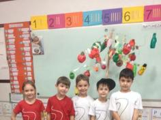 Existe árvore tuti-fruti? No 1º ano A sim!