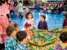 Ed Infantil e 1º ano: Alegria no Arraiá do Salesiano