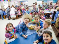 Ed Infantil e 1º ano: Alegria no Arraiá do Salesiano