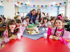 Ed Infantil e 1º ano: Alegria no Arraiá do Salesiano