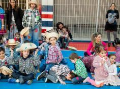 Ed Infantil e 1º ano: Alegria no Arraiá do Salesiano