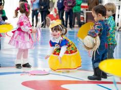 Ed Infantil e 1º ano: Alegria no Arraiá do Salesiano