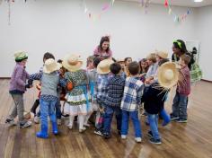 Ed Infantil e 1º ano: Alegria no Arraiá do Salesiano