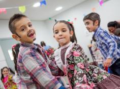 Ed Infantil e 1º ano: Alegria no Arraiá do Salesiano