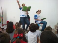 Aula passeio na Biblioteca Pública de Itajaí