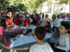 2º ano C participa de aula de campo no Espaço Verde