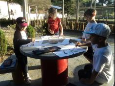 2º ano C participa de aula de campo no Espaço Verde