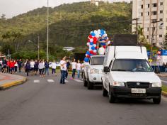 Procissão de alunos marca a chegada da Imagem de Dom Bosco no Salesiano