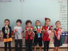 Boneca africana no 1º ano B