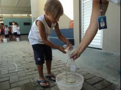 Brincadeiras com água no Infantil III!