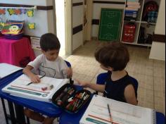 Pedra, papel, tesoura no 1º ano A