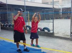 Brincando de Slackline na aula de Educação Física