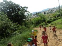 Grupo Pássaro no Espaço Verde