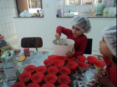 Grupo Esportes faz cupcakes