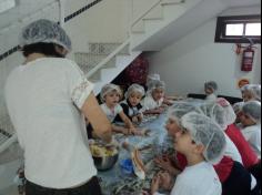 Oba! Pão de queijo quentinho no Grupo Esportes