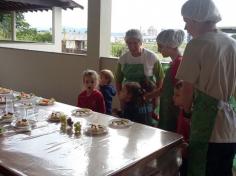 Grupo Animais da Fazenda visita o Espaço Verde com a Equipe do LEAS