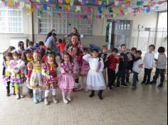 Brincadeiras Juninas na Educação Infantil e 1° ano