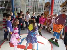 Brincadeiras Juninas na Educação Infantil e 1° ano