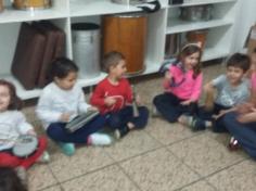 Música e muita aprendizagem no Infantil IIC