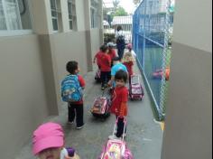 Grupo Baleia em aula-passeio no Espaço Verde