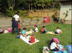 Grupo Baleia em aula-passeio no Espaço Verde