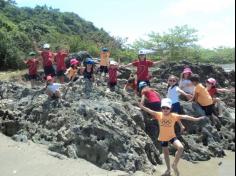 Grupo Pássaros, Amizade e Amigos dos Animais na praia