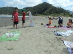 Grupo Pássaros, Amizade e Amigos dos Animais na praia