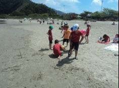 Grupo Pássaros, Amizade e Amigos dos Animais na praia