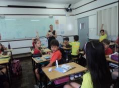 4º ano B recebe visita especial