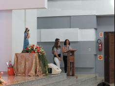 Missa em homenagem às Mães: oração e emoção!