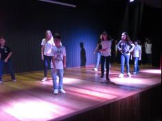 6º ano dá show nas apresentações de dança!