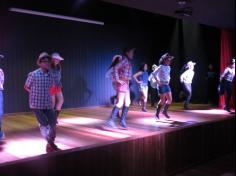 6º ano dá show nas apresentações de dança!