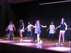 6º ano dá show nas apresentações de dança!