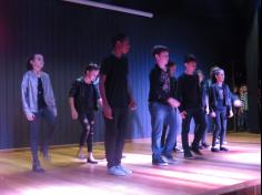 6º ano dá show nas apresentações de dança!