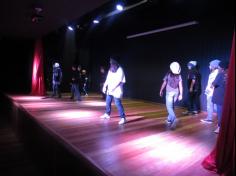 6º ano dá show nas apresentações de dança!