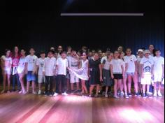 6º ano dá show nas apresentações de dança!